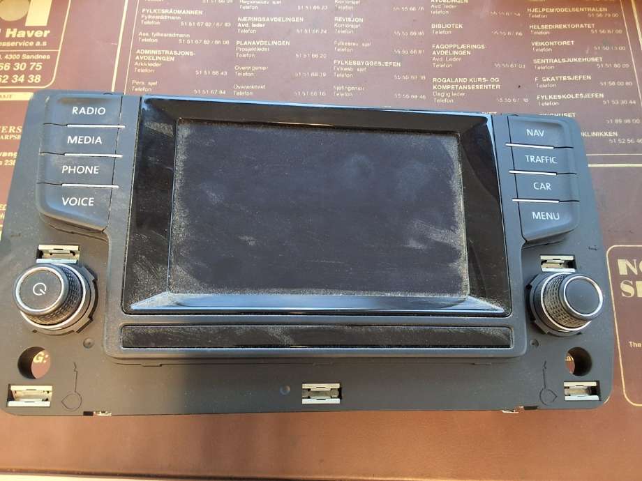 Multimedia display (MCU - Media Controller Unit) til VW Golf VII 2012-2017 (Fase 1) (VOLKSWAGEN|5G0 919 605 D|)