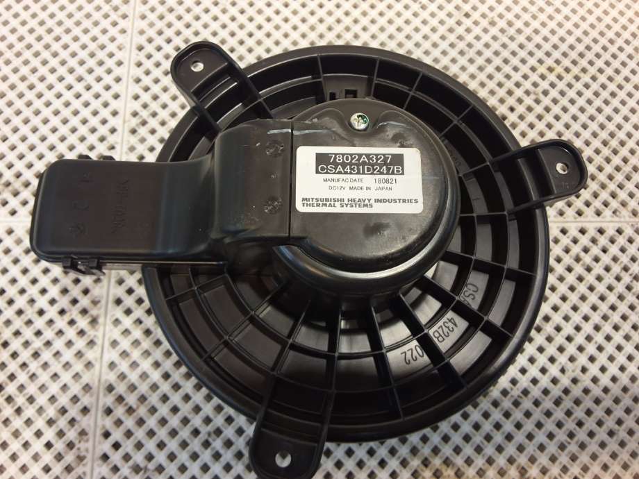 Aircondition diverse til Mitsubishi Outlander 2015-->> (Type III, Fase 2)  (MITSUBISHI|7802A327|)
