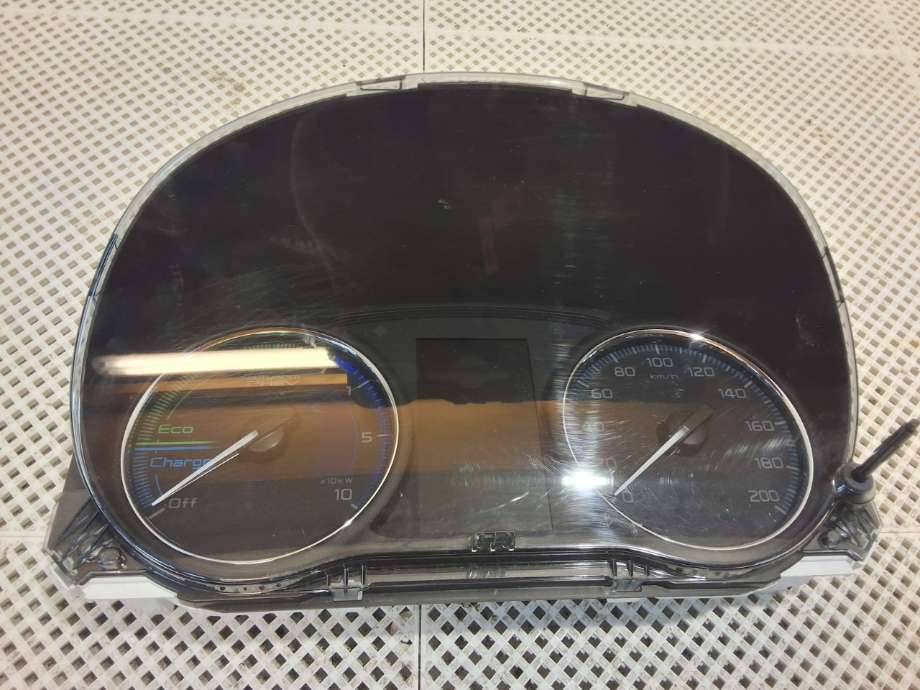 Instrumentpanel til Mitsubishi Outlander 2015-->> (Type III, Fase 2) (MITSUBISHI|8100C658|)