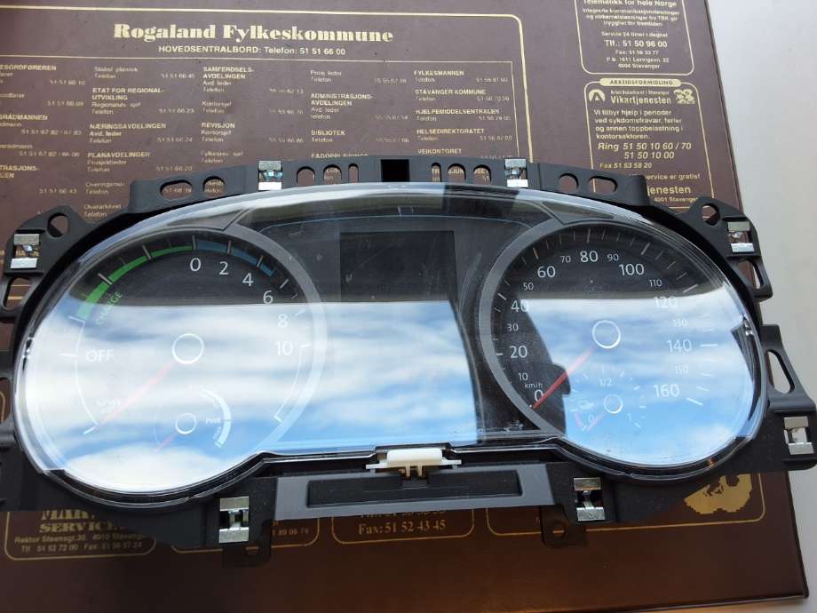 Instrumentpanel til VW e-Golf 2014-2017 (Fase 1) (VOLKSWAGEN|5GE 920 755 A|)
