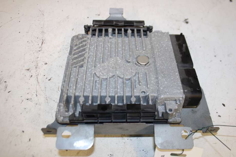 Styreenhet motor til VW Caddy, 2010-2015 (Type III, Fase 2)  (VOLKSWAGEN|03L 906 023 TH)