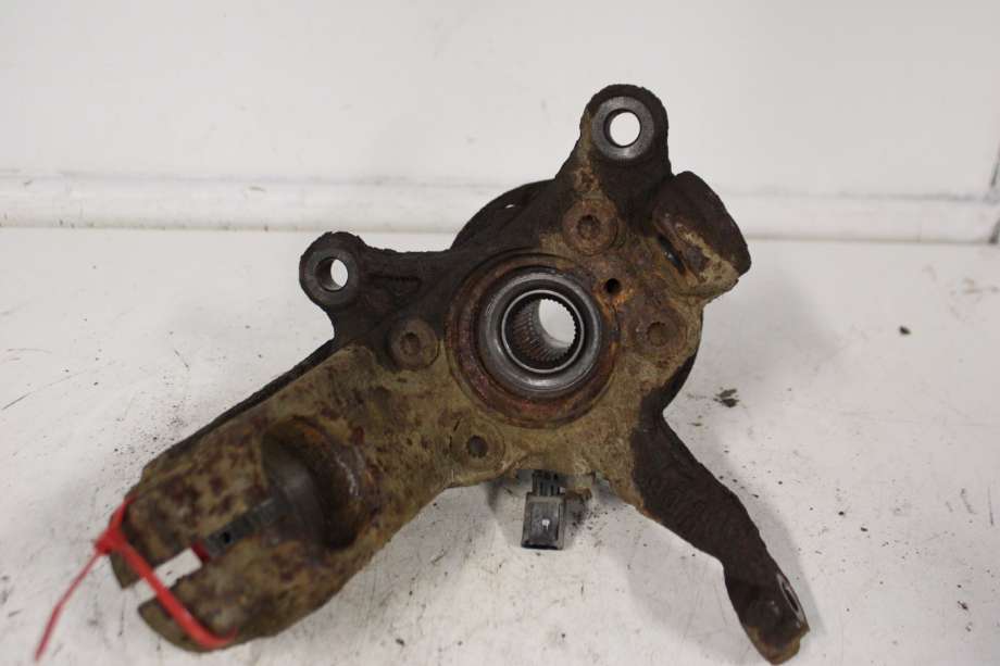 Hjulspindel venstre foran til VW Caddy, 2010-2015 (Type III, Fase 2)  (VOLKSWAGEN|1K0 407 255 AA)