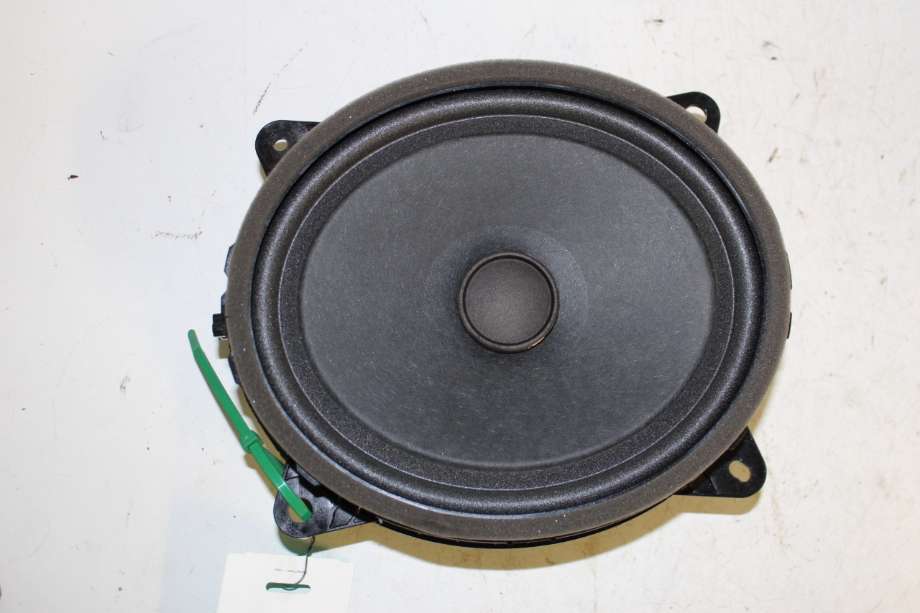 Bilstereo høyttaler til Lexus RZ 2023-->> (LEXUS|8616078090|)