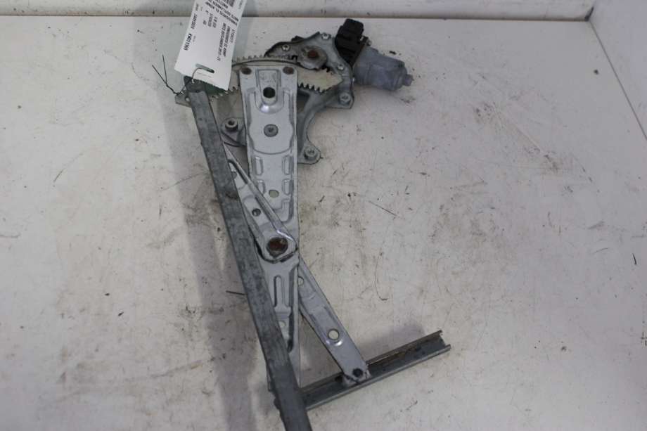 Ruteheis venstre til Mitsubishi Outlander 2012-2015 (Type III, Fase 1) (MITSUBISHI|5713A371|5743A239|)