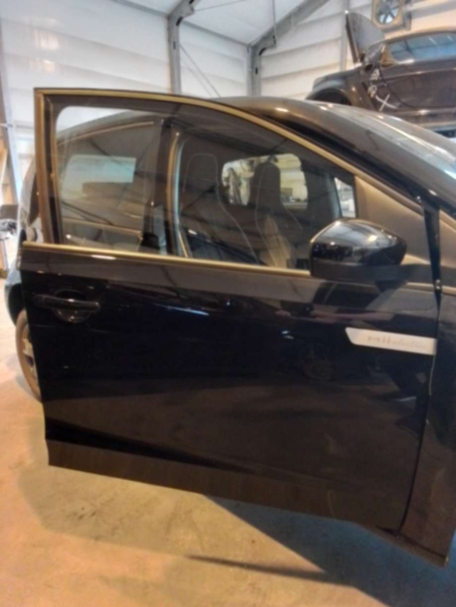 Dør høyre foran til Seat Mii electric 2019-->> (SEAT|1S4 831 056 A|)