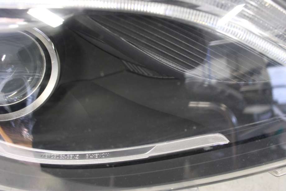 Frontlykt høyre halogen til Mercedes B-Klasse 2011-2018 (W246) (W246) (MERCEDES|A 246 820 02 39|)
