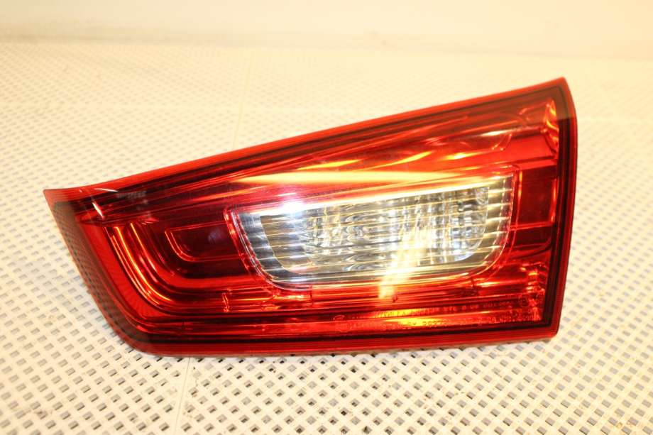 Baklykt høyre indre til Mitsubishi ASX 2010-2019  (MITSUBISHI|8336A088|)