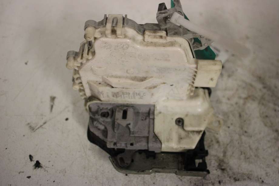Låsekasse høyre bak til Audi A5 2007-2016 (Type I) (AUDI|8K0 839 016 C|)