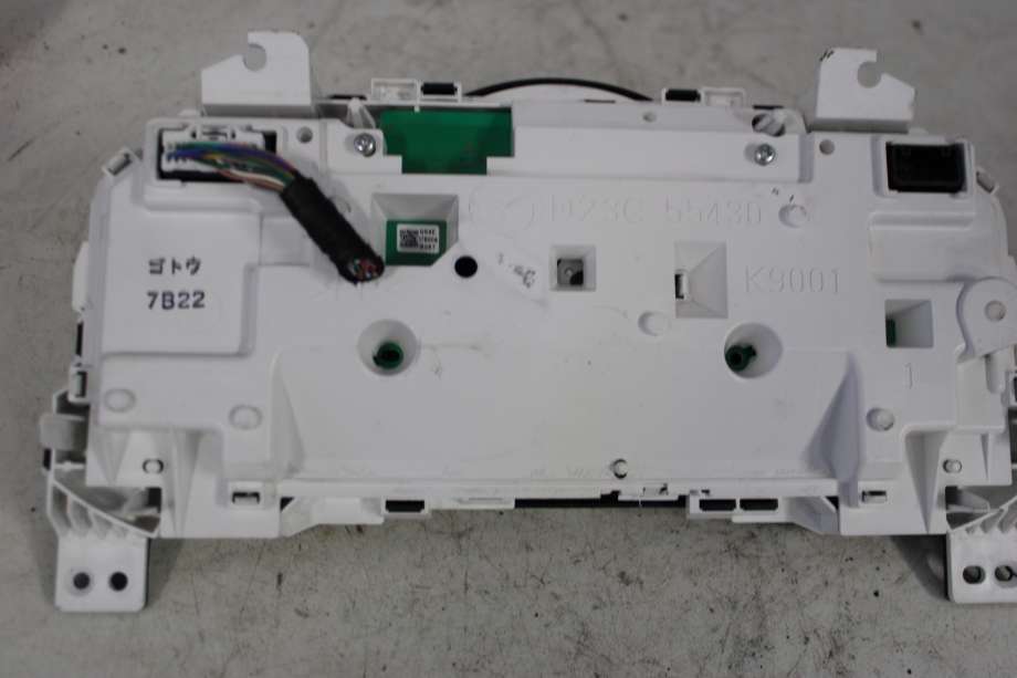 Instrumentpanel til Mazda CX-3 2015-2022  (MAZDA|DG8G55471C|)