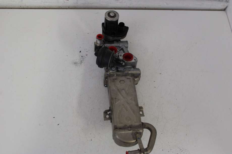 EGR-ventil til VW Passat 2011-2015 (B7) (B7) (VOLKSWAGEN|03L 131 512 CF|)