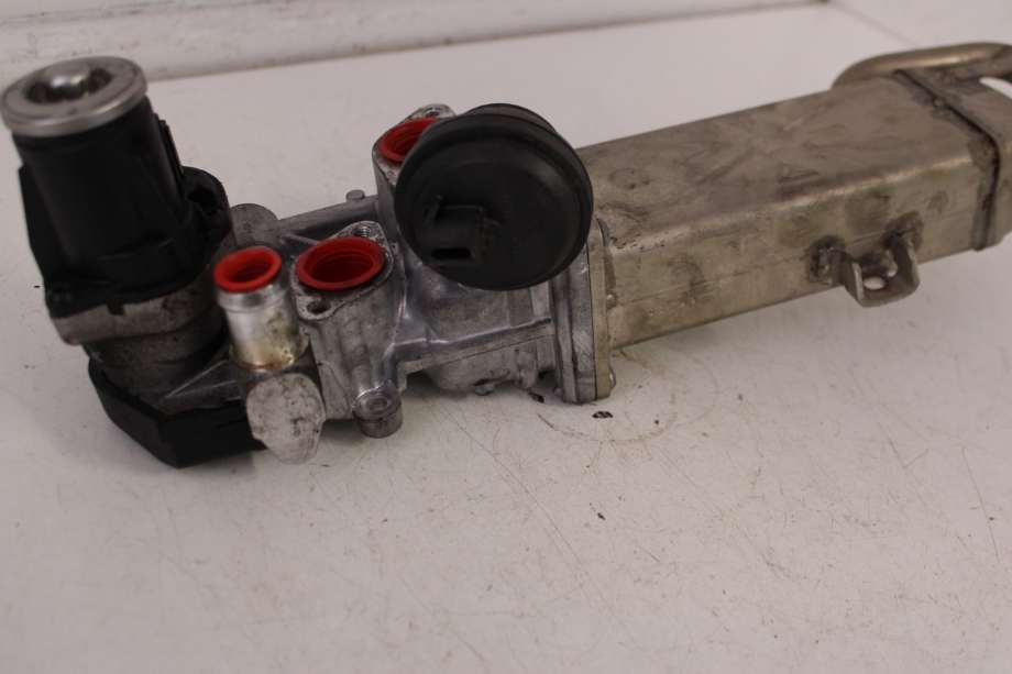 EGR-ventil til VW Passat 2011-2015 (B7) (B7) (VOLKSWAGEN|03L 131 512 CF|)