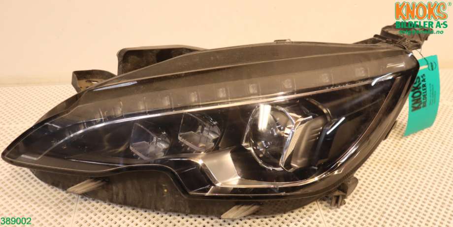 Frontlykt venstre halogen til Peugeot 308 2013-2021 (Type II)  (PEUGEOT|16 180 003 80|)