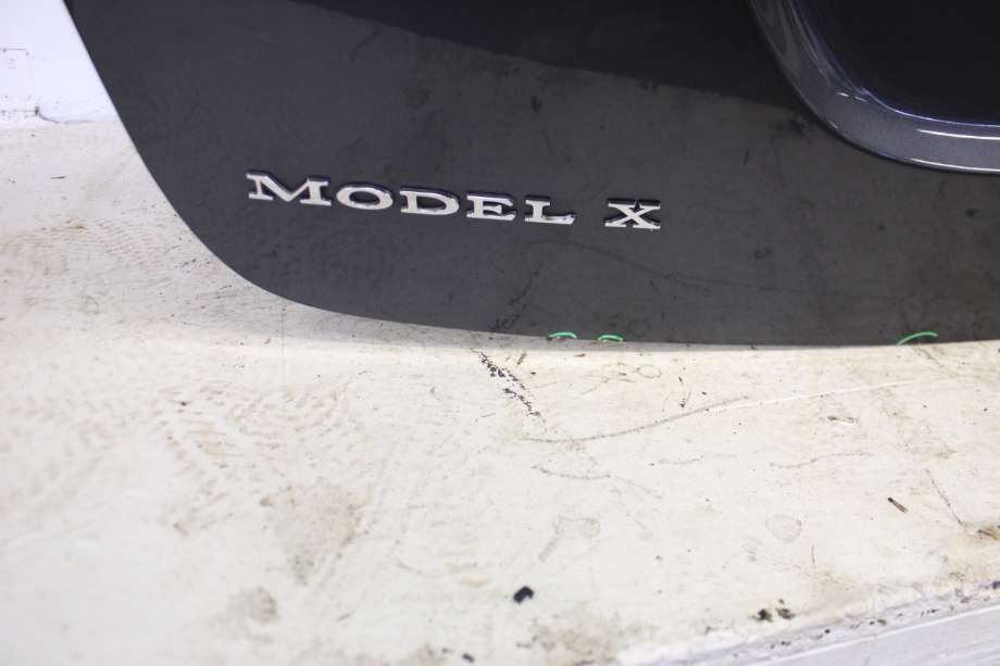 Bakluke til Tesla Model X 2016-->>  (1069547-E0-B|)