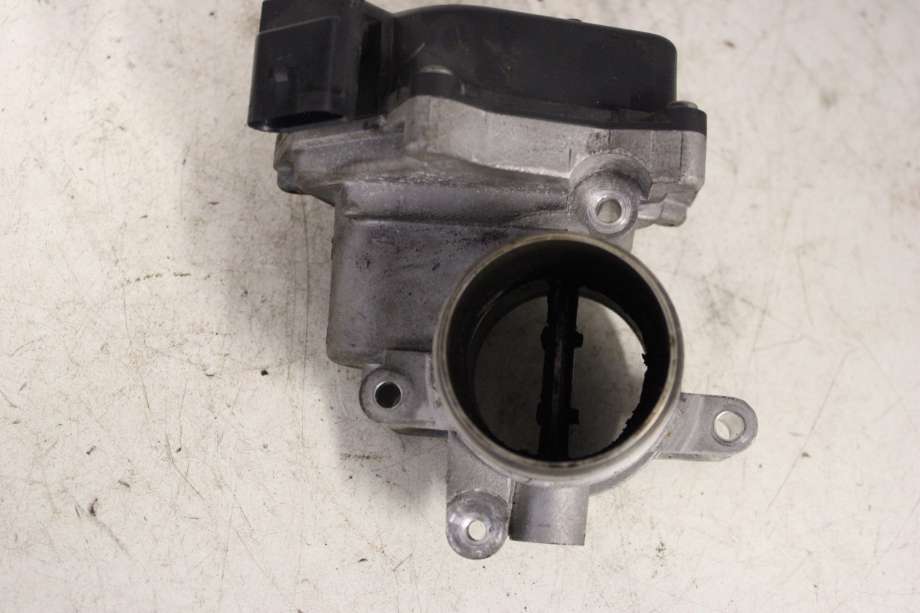 Spjeldhus til VW Golf VI 2008-2012  (VOLKSWAGEN|03L 128 063 AD|)