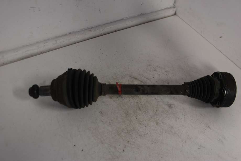Drivaksel venstre foran til VW Golf VI 2008-2012 (VOLKSWAGEN|1K0 407 271 LB|)