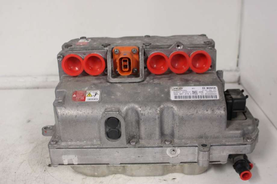 Inverter hybrid til VW e-Golf 2014-2017 (Fase 1)  (VOLKSWAGEN|5G0 907 070 E|)