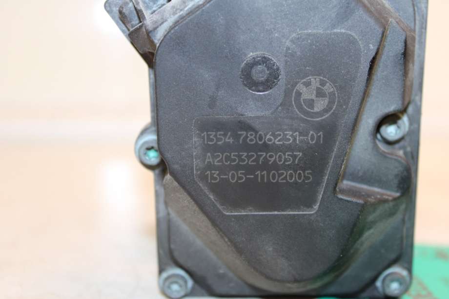 Spjeldhus til BMW X6 2008-2014 (E71/E72) (E71/E72) (BMW|13 54 7 806 231|)