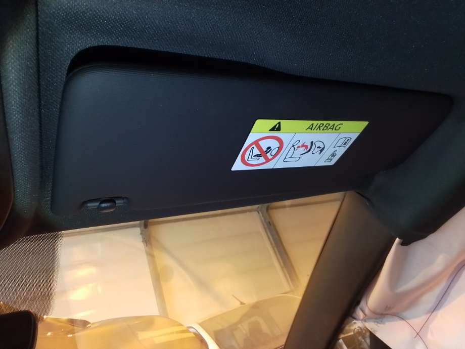 Solskjerm til VW ID.3 2020-->> (VOLKSWAGEN|5H0 857 552 J|)