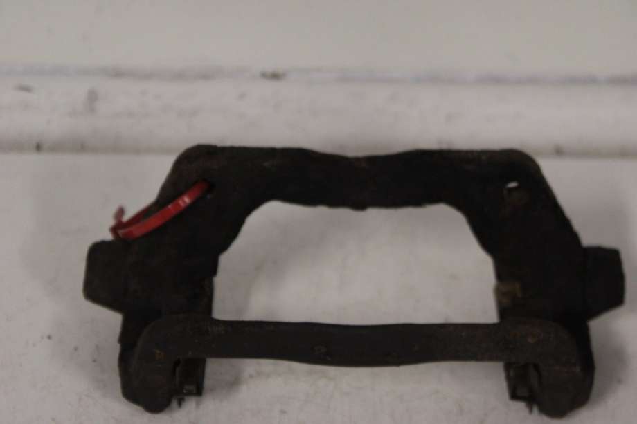 Bremsecaliper brakett til Mini One/Cooper, 2007-2014 (R55-57) (R55-57) (MINI|34 20 6 779 729)