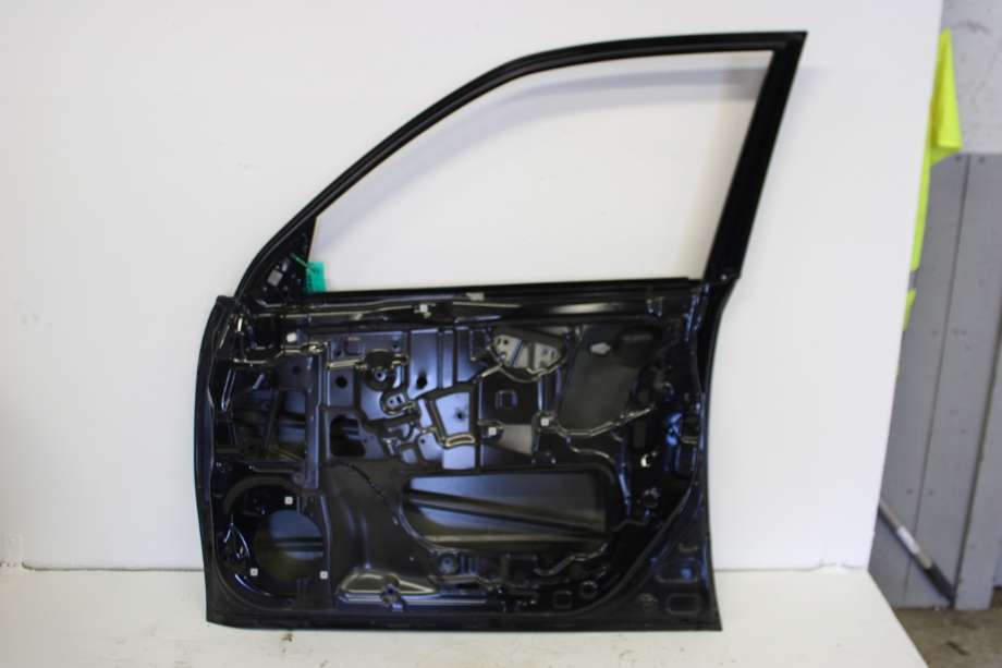 Dør høyre foran til Subaru Forester 2008-2013 (Type III)  (SUBARU|60009SC0219P|)