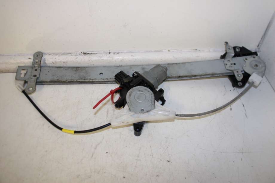 Ruteheis venstre foran til Subaru Forester 2008-2013 (Type III) (SUBARU|61041SC030|)