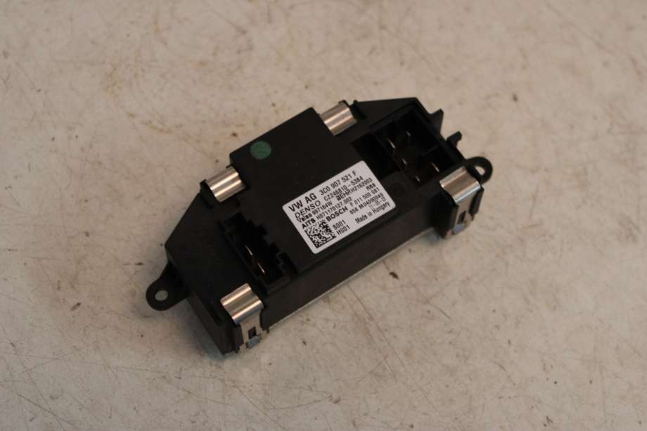 Viskermotor bakrute til VW Transporter / Caravelle 2009-2015 (Fase 2) (T5) (T5) (VOLKSWAGEN|7H0 955 711|)