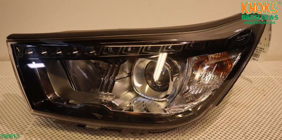 Frontlykt venstre halogen til SsangYong Tivoli 2016-->>  (SSANGYONG|)