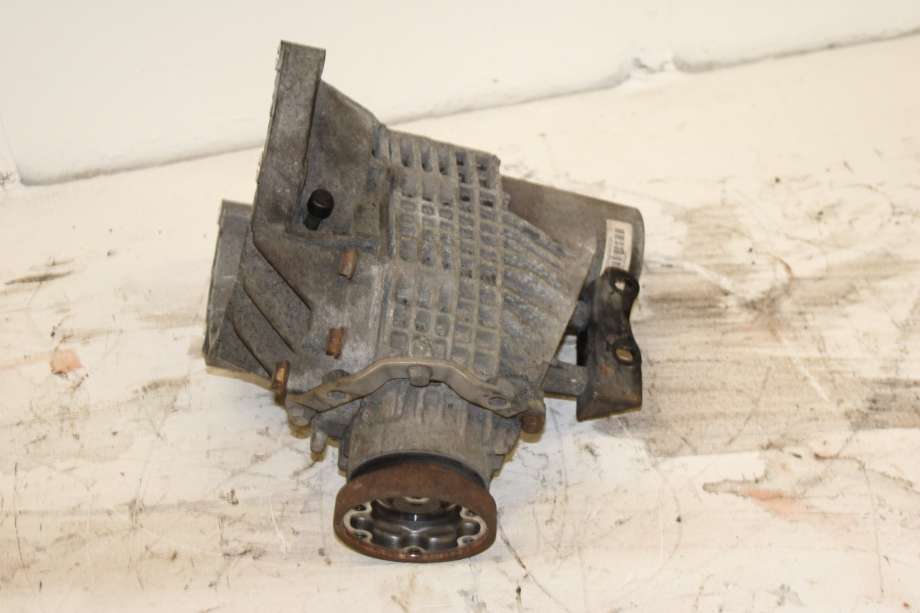 Girkasse 4WD fordelingskasse til VW Transporter / Caravelle 2009-2015 (Fase 2) (T5) (T5) (VOLKSWAGEN|09N 409 053 D|)