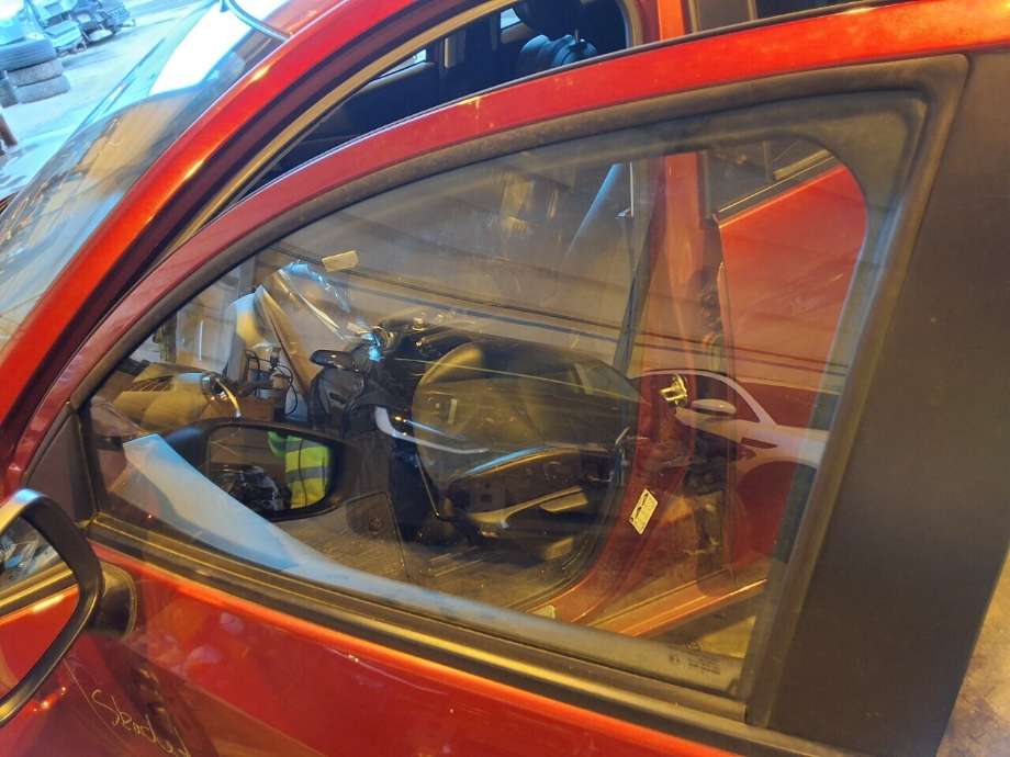 Siderute venstre foran til Mazda 2, 2015-2019 (Type III, Fase 1) (MAZDA|DA6C-59-510)