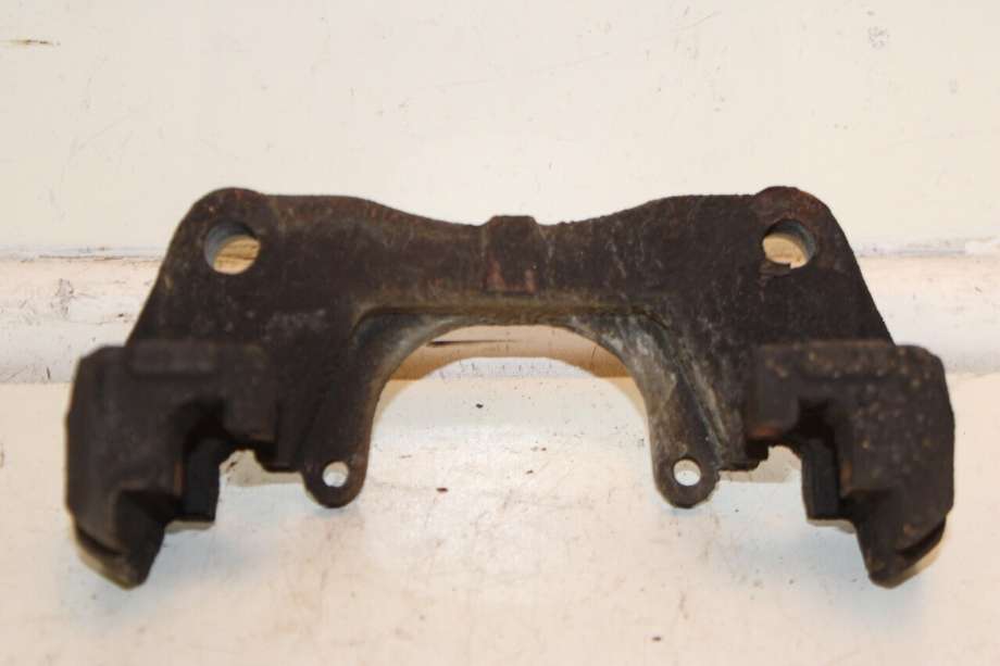 Bremsecaliper brakett til VW Transporter / Caravelle, 2019-->> (T6.1) (T6.1) (VOLKSWAGEN|7H0 615 125 A)