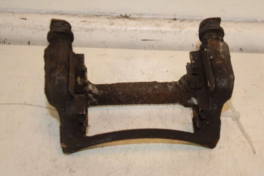 Bremsecaliper brakett til VW Transporter / Caravelle 2019-->> (T6.1) (T6.1) (VOLKSWAGEN|7H0 615 425 A|)