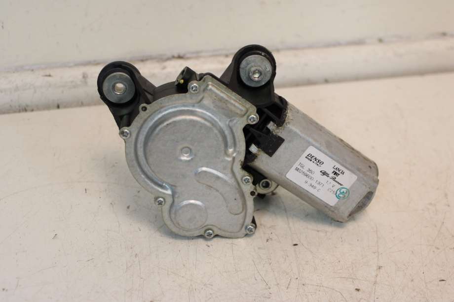Viskermotor bakrute til Fiat 500 2008-2020  (FIAT|51850871|)