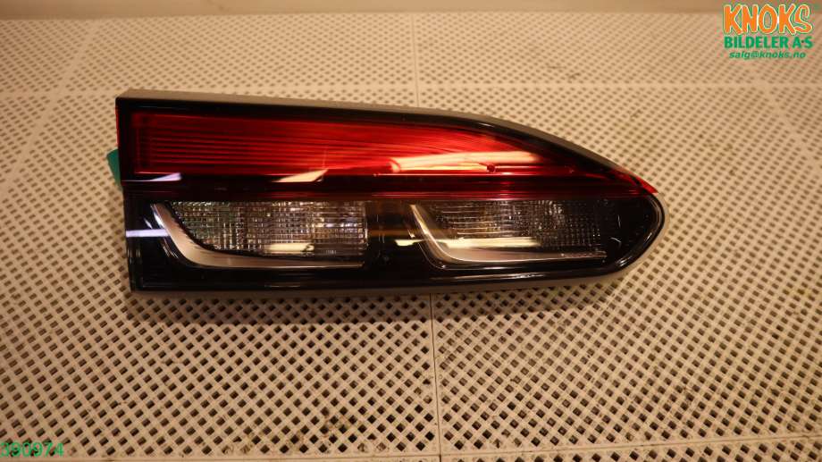 Baklykt venstre indre til Toyota Corolla Cross 2022-->>  (TOYOTA|8159116051|)