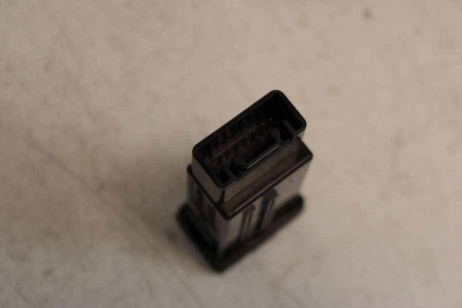 Bryter setevarme til Toyota Prius 2009-2016 (Type III) (COMBI) (COMBI) (TOYOTA|15B088/|8475152030|)