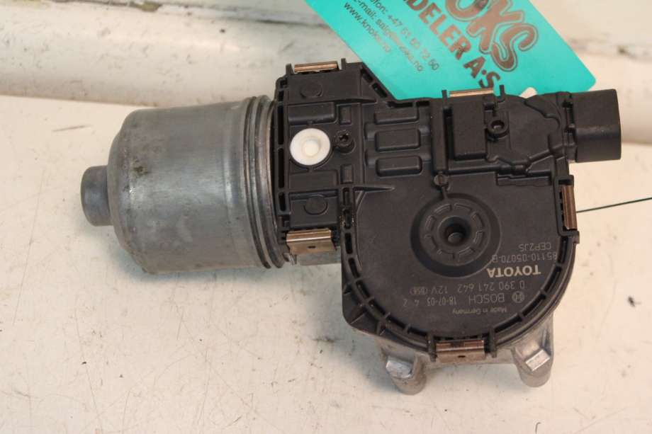 Viskermotor frontrute til Toyota Avensis 2009-2015 (Type III, Fase 1)  (TOYOTA|8501005080|)