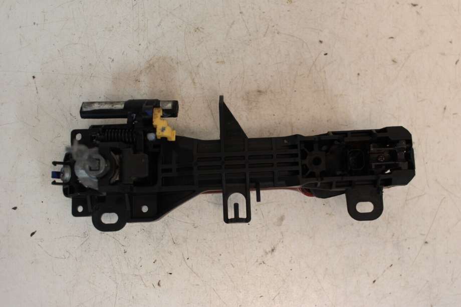 Dørhåndtak utv venstre foran til Toyota Yaris 2012-2014 (Type III, Fase 1)  (TOYOTA|692100D170D0|6920202160|)