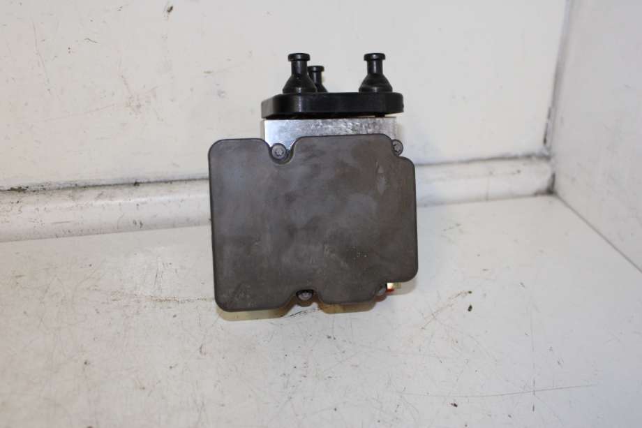 ABS sentral til Mercedes EQV 2020-->> (W447) (W447) (MERCEDES|A 447 900 32 22|)