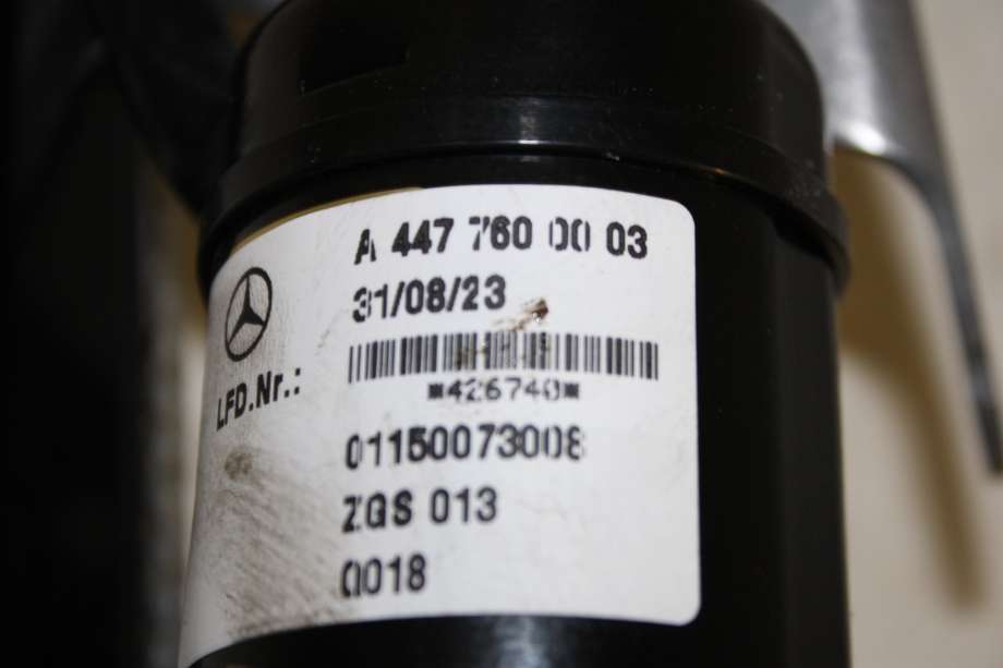 Baklukeåpner motor til Mercedes EQV 2020-->> (W447) (W447) (MERCEDES|A 447 760 00 03|)