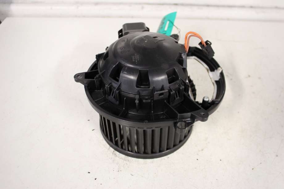 Varmeapparat motor til BMW 1-Serie 2015-2019 (Fase 2) (F20/F21) (F20/F21) (BMW|64 11 9 350 395|)