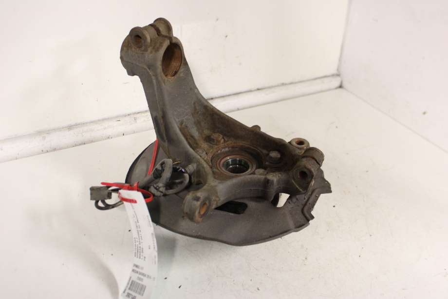 Hjulspindel venstre foran til Nissan Qashqai 2014-2021 (Type II) (NISSAN|400154EA0A|)