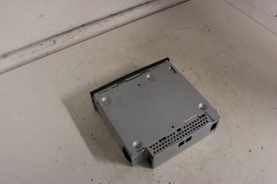 Bilstereo navigasjon spiller til Audi A6 2011-2014 (Type IV, Fase 1) (C7) (C7) (AUDI|4H0 035 108 E|)
