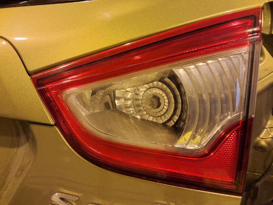 Baklykt høyre indre til Suzuki SX4 S-CROSS 2013-->> (Type II) (SUZUKI|36254-61M00-000|)