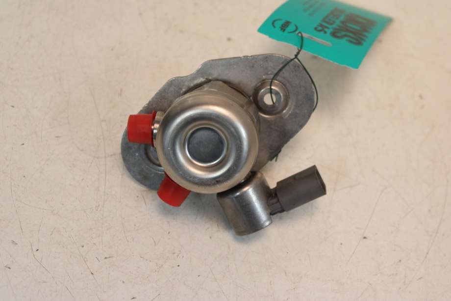 Bensinpumpe mekanisk til BMW 3-Serie 2012-2018 (F30/F31/F34) (F30/F31/F34) (BMW|13 51 8 604 229|)