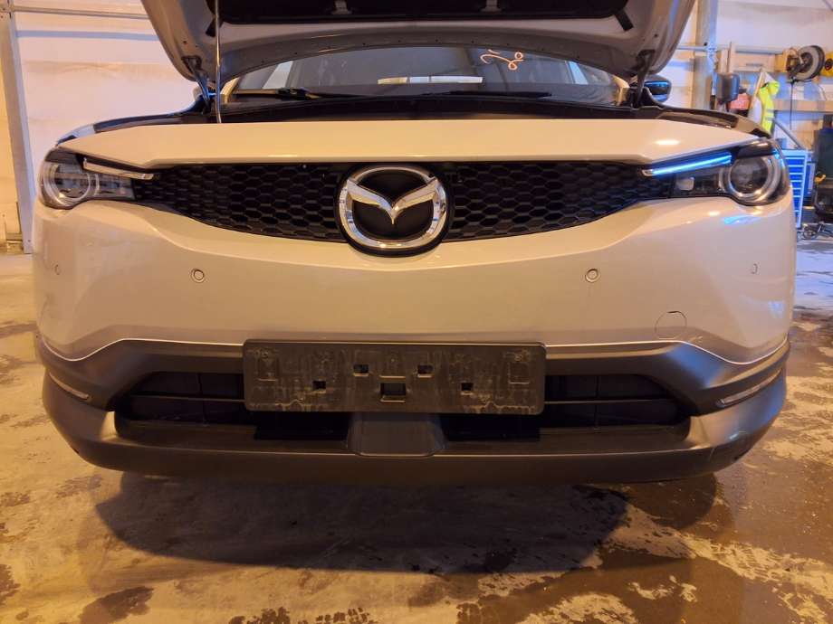Støtfanger foran til Mazda MX-30, 2020-->> (MAZDA|)