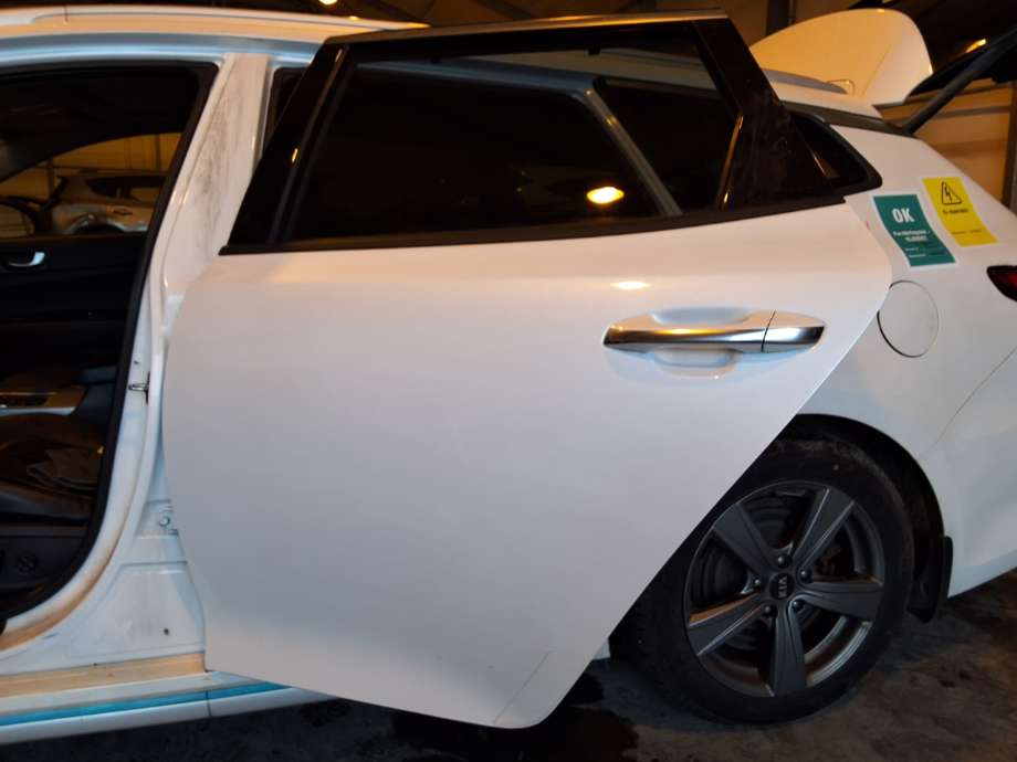 Dør venstre bak til Kia Optima, 2017-2020  (KIA|77003D4310)