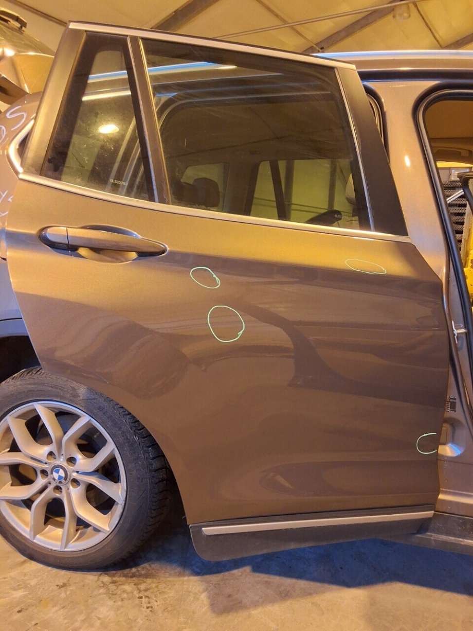 Dør høyre bak til BMW X3 2010-2017 (F25) (F25) (BMW|41 52 7 238 696|)