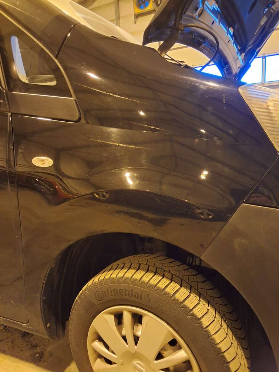 Skjerm høyre foran til Nissan NV200, 2010-2019 (NISSAN|F31003LGMA)