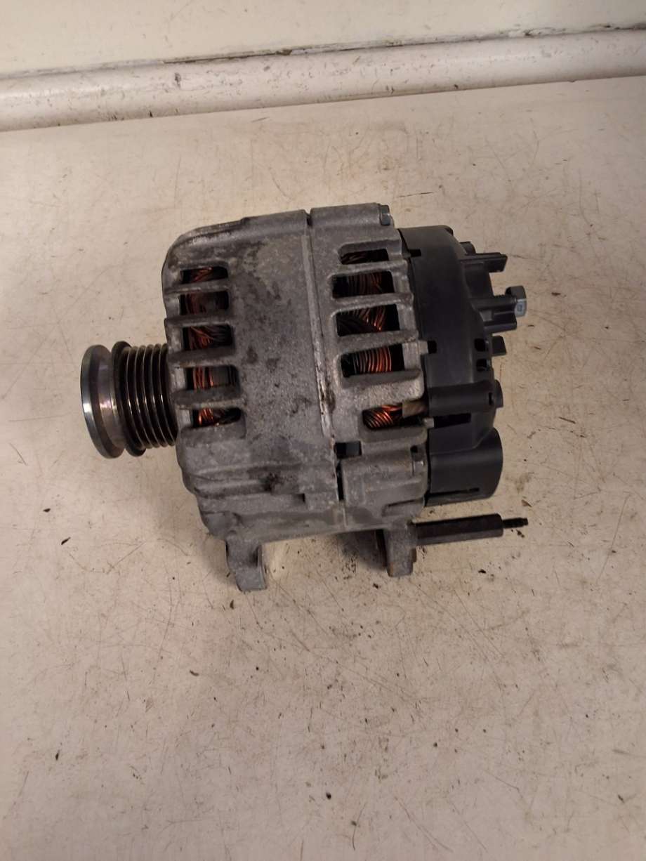 Dynamo til VW Golf VII 2012-2017 (Fase 1)  (VOLKSWAGEN|04E 903 023 JX|)