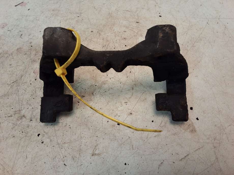 Bremsecaliper brakett til VW Touran, 2015-2021 (Type II)  (VOLKSWAGEN|8V0 615 425)