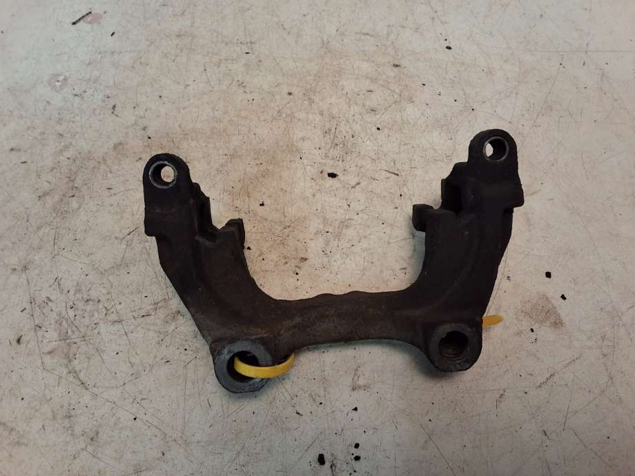 Bremsecaliper brakett til VW Touran 2015-2021 (Type II)  (VOLKSWAGEN|8V0 615 425|)